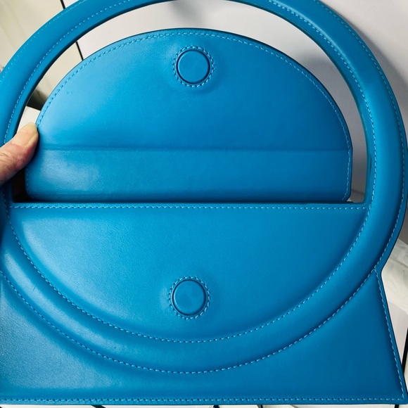 Jacquemus Le Grand Rond (LARGE ROUND) Blue Leather Bag NWT & Authentic - Picture 5 of 17